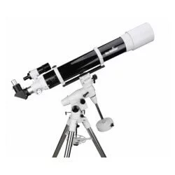 SKYWATCHER 120/1000 sur NEQ5 motorisable